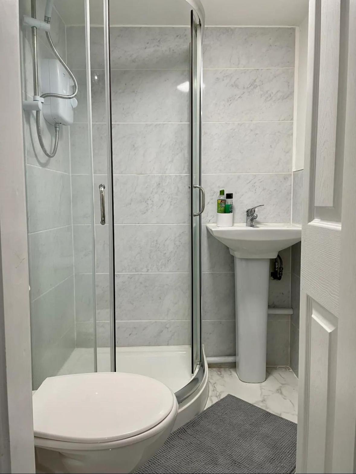 Apartment In Bham City Centre, Free Parking Sleeps 3 Birmingham Eksteriør bilde